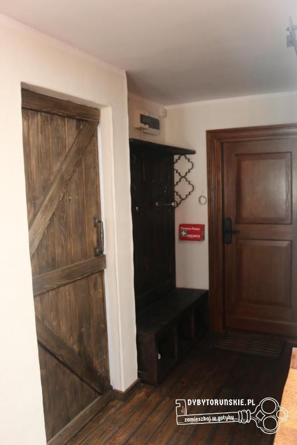 Gotyk Na Dotyk Z Tarasem Na Dachu Apartment Torun Exterior photo