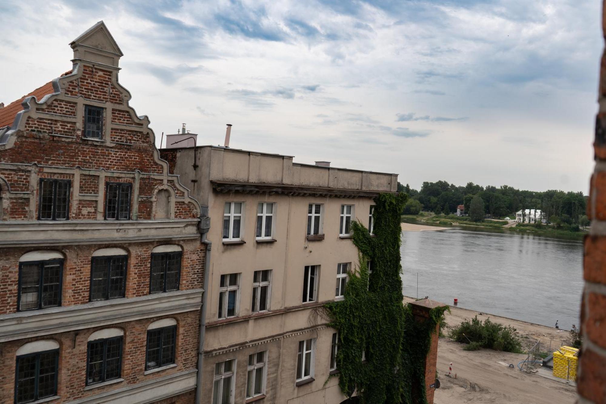 Gotyk Na Dotyk Z Tarasem Na Dachu Apartment Torun Exterior photo